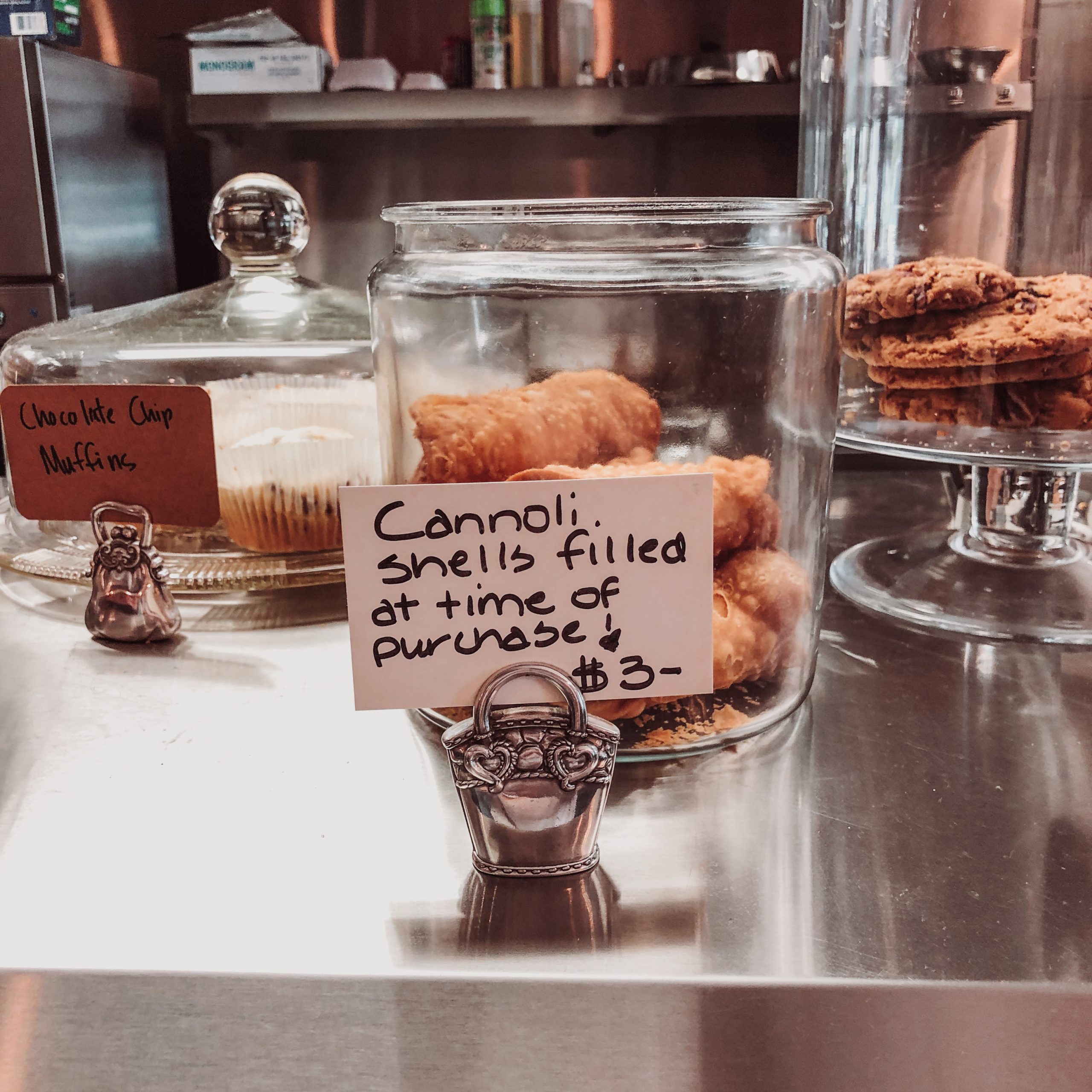 Cannolis in TLC