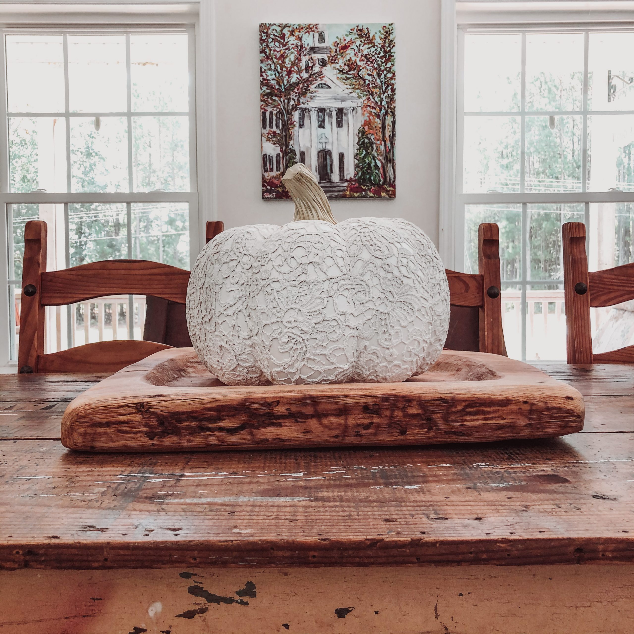 Simple pumpkin tables caper