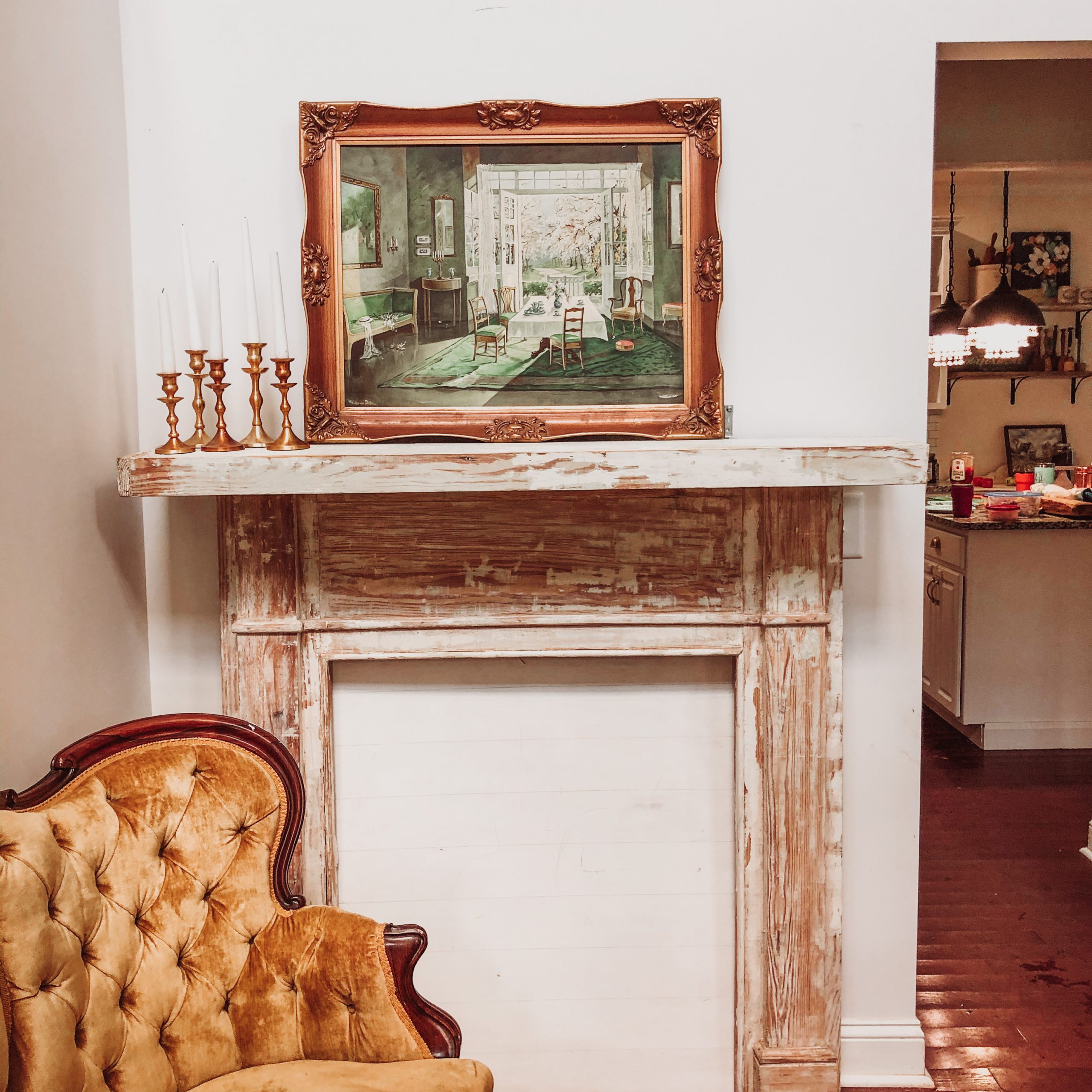 Add an accent piece that doesn't compete