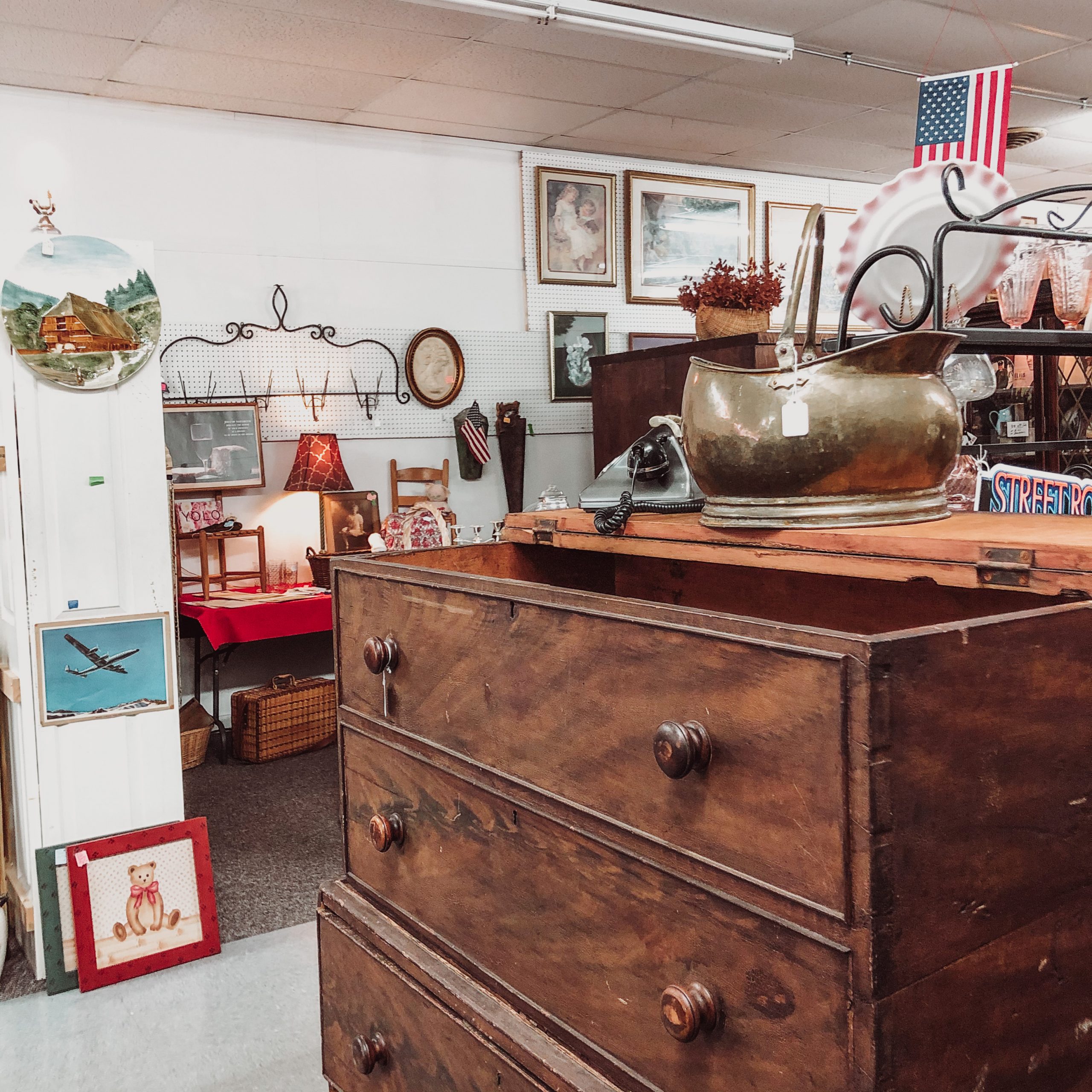 Oak Street Vintage Mall